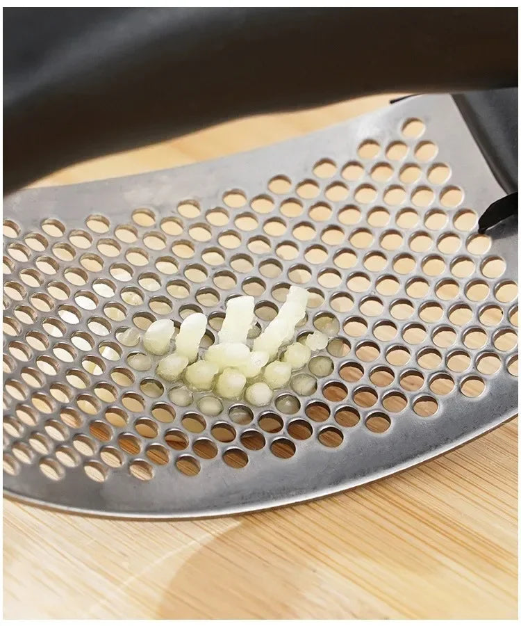 Introducing our Stainless Steel Garlic Press Crusher - the ultimate kitchen gadget for efficient and hassle-free meal prep! Crafted from premium stainless steel, this garlic press offers durability and a sleek design that elevates your cooking experience. Double Cart provides Best products for your home in New Orleans, LA.